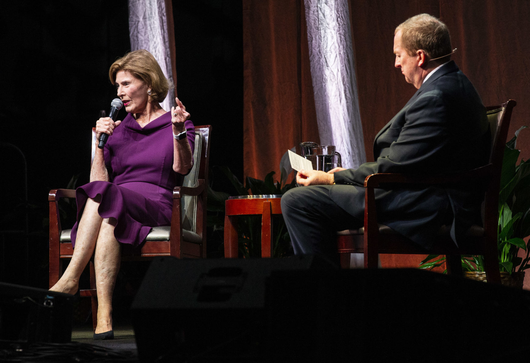 Laura Bush speaks at Guilford College Bryan Series